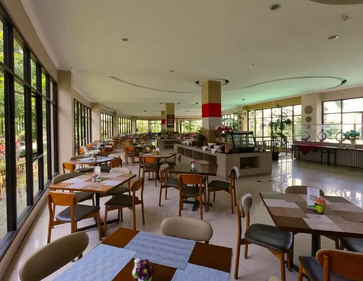 Сизаруа: The Green Peak, ARTOTEL Curated