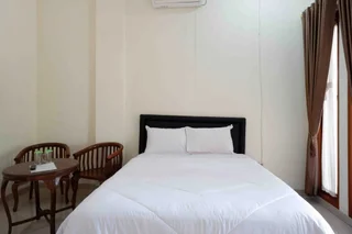 Депок: Ratmono House Syariah Yogya RedPartner
