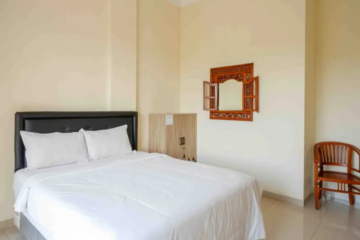Депок: Ratmono House Syariah Yogya RedPartner
