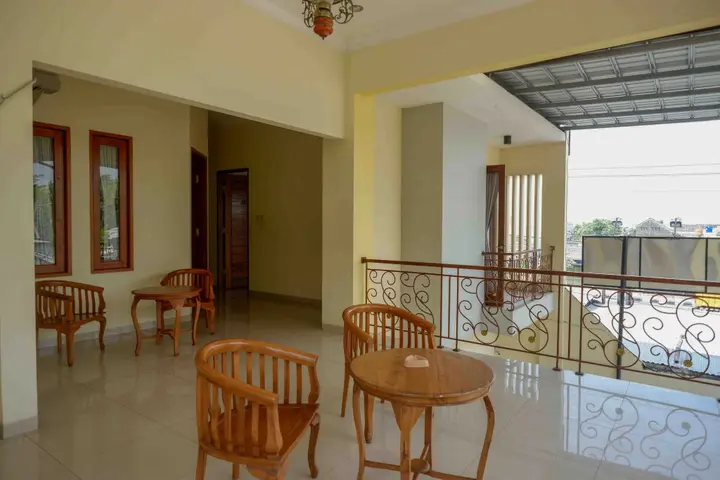 Депок: Ratmono House Syariah Yogya RedPartner
