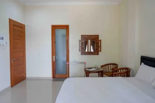 Депок: Ratmono House Syariah Yogya RedPartner