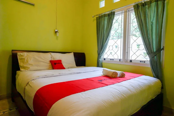 Депок: RedDoorz near Institut Pertanian Yogyakarta