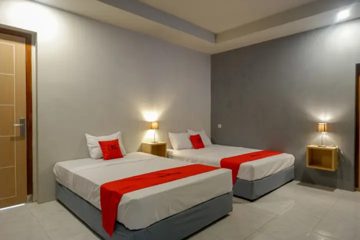 Тегал: RedDoorz Syariah @ Jalan Sultan Agung Tegal