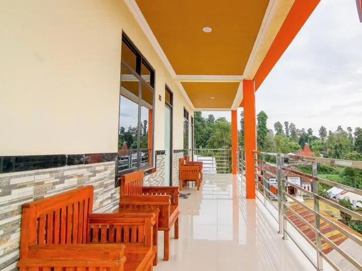 Караганьяр: OYO 2162 Pondok Wisata Sri Widodo