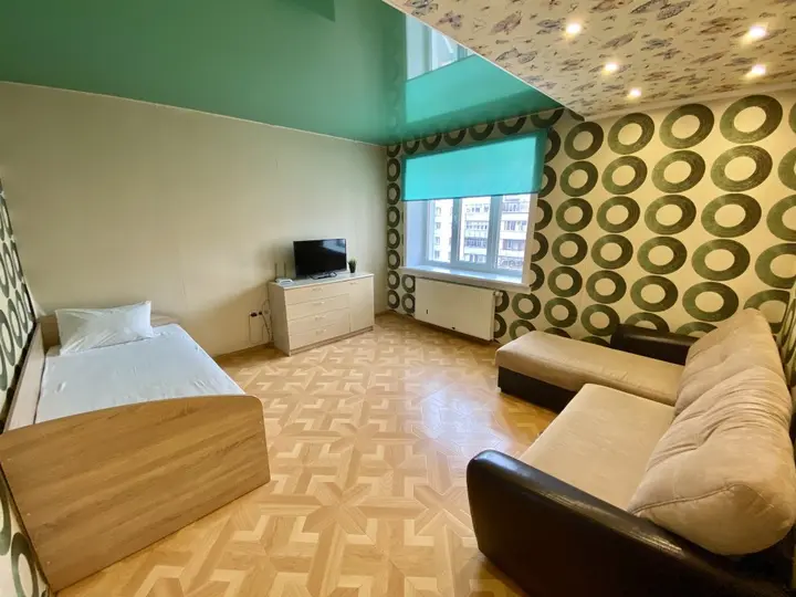 Бердск: Dvuhkomnatnaya Kvartira Karla Marksa 22 Apartments