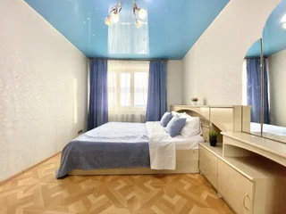 Бердск: Dvuhkomnatnaya Kvartira Karla Marksa 22 Apartments