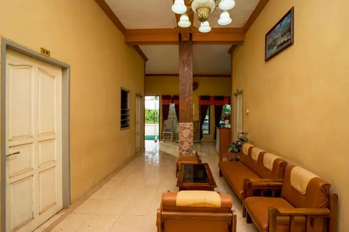 Тенггаронг: OYO 2181 Hotel Grand Yuda