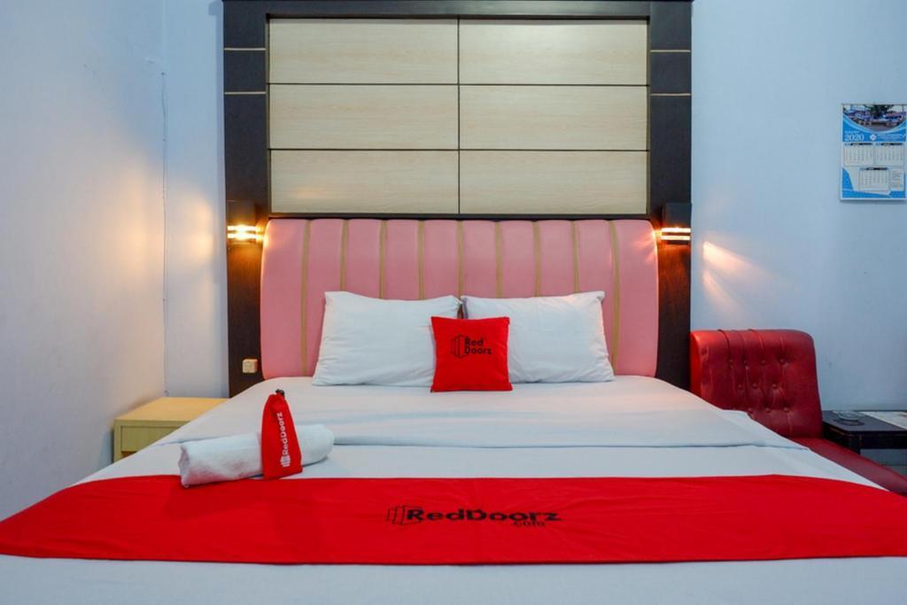 RedDoorz Plus Syariah near Stasiun Pekalongan 2 — фото 4