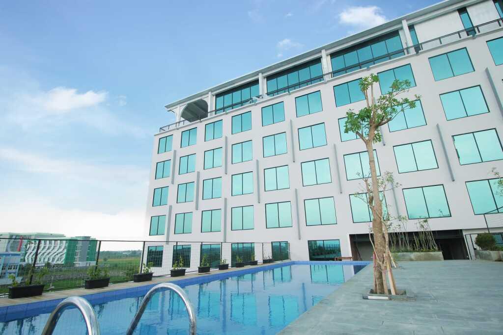 Eastern Hotel Bojonegoro — фото 1