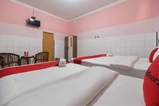 Медан: Formerly RedDoorz Plus @ Jalan Gatot Subroto Medan