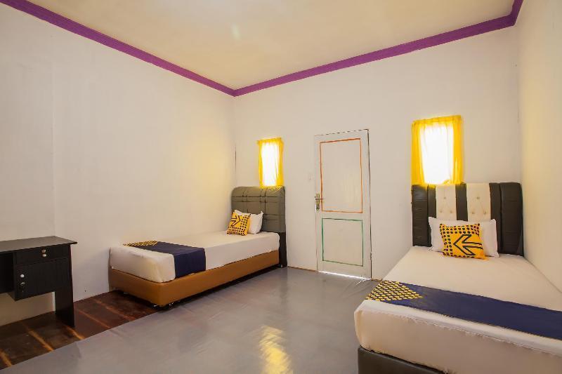 SPOT ON 2780 Rumah Tamu Ei Guest House Syariah — фото 1