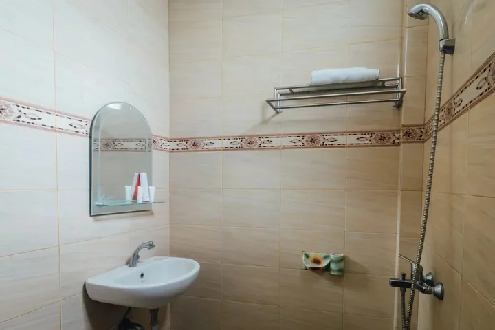Амбон: OYO 1300 Crecia Guest House