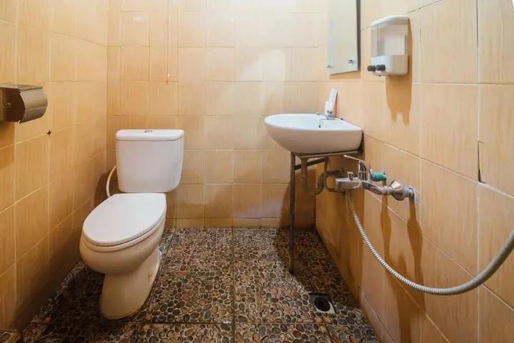 Амбон: OYO 1300 Crecia Guest House