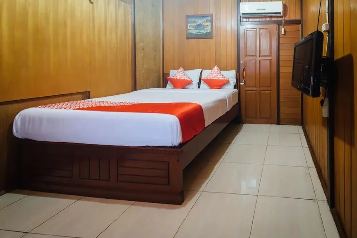 Амбон: OYO 1300 Crecia Guest House