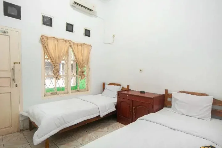 Малингпинг: SPOT ON 2501 Rendy Putra Malingping