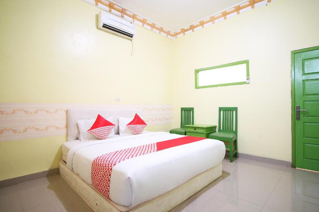 Бранти: OYO 2596 Homestay Hj. Suharti