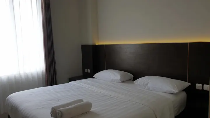 Амбон: Super OYO 1006 Azzahra Guest House Syariah