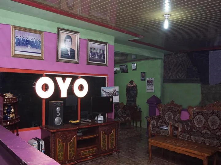 Лаве Пербунга: OYO 2410 Intan Hotel