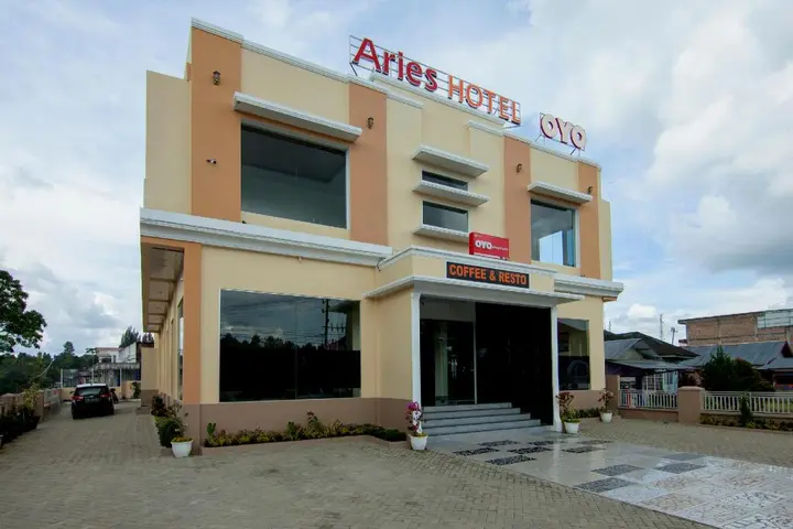 Сиборонгборонг: OYO 1819 Aries Hotel
