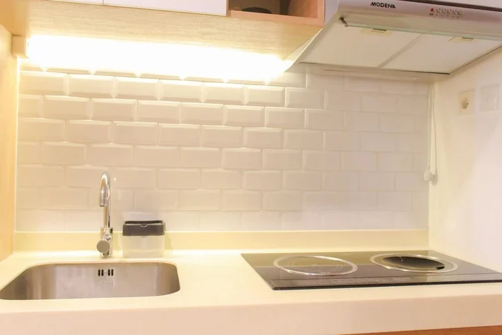 Тангеранг: Cozy And Simply Studio Apartment Tree Park City Cikokol