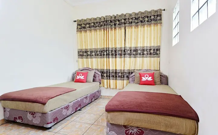 Бандунг: Arinda Guest House
