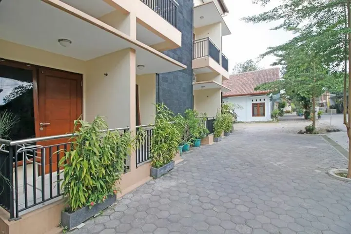 Депок: Three-G Homestay