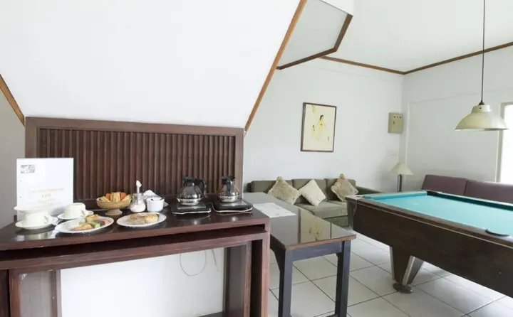 Бандунг: Rumah Asri Bed and Breakfast by RedDoorz