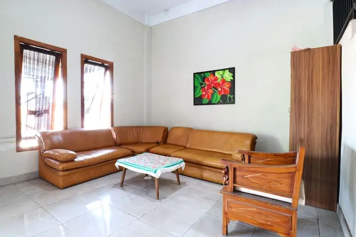 Сурабая: Kartika Homestay Syariah