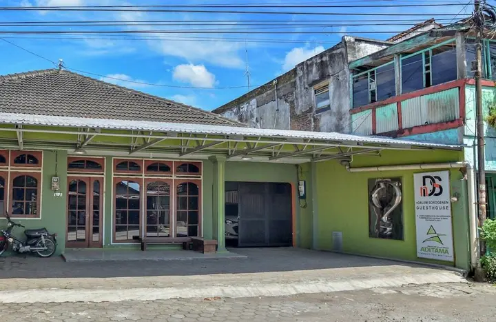 Батуретно: ZEN Rooms Adisucipto Airport Hostel
