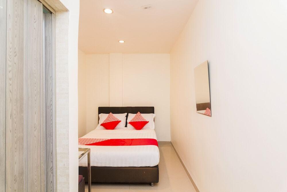 Батам: New Star Hotel by OYO Rooms
