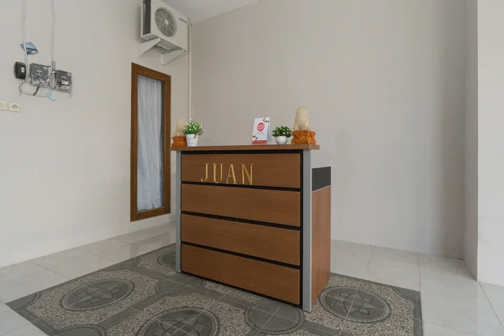 Батуретно: Juan Palace by OYO Rooms