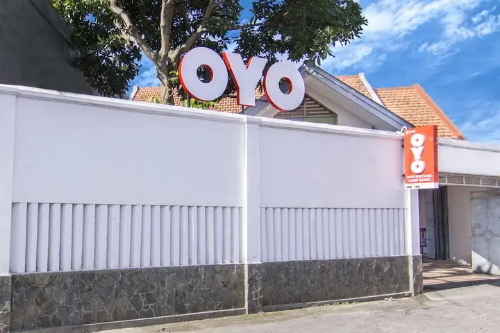 Dewi Fortuna Guest House by OYO Rooms — фото 1