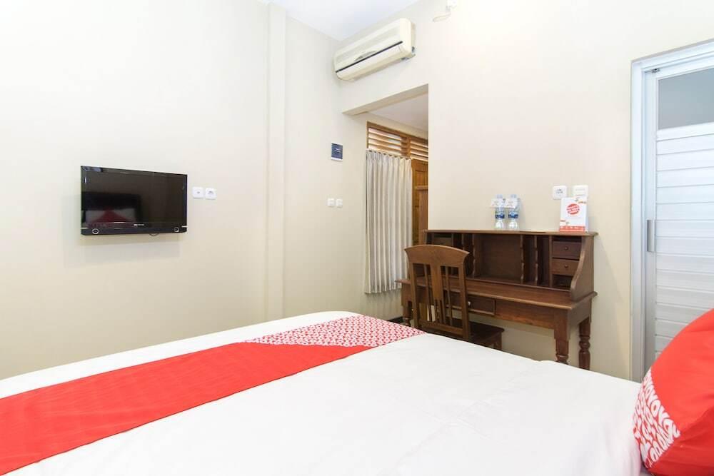 Dewi Fortuna Guest House by OYO Rooms — фото 3