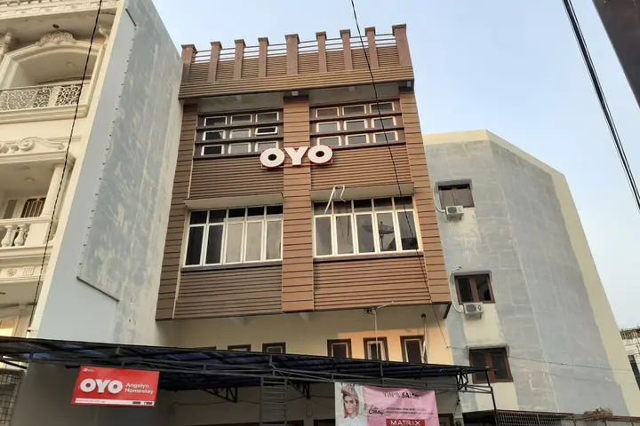 Медан: Angelyn Home Stay by OYO Rooms