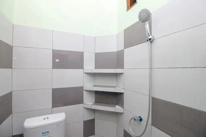 Семаранг: Rumah Sopan Guest House by Airy Rooms