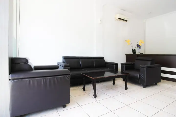 Дюмай: Wisma Sari by OYO Rooms