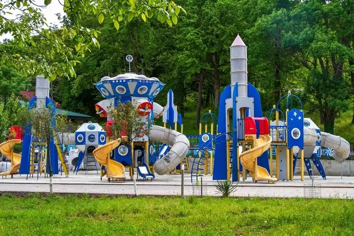 carousel image 1