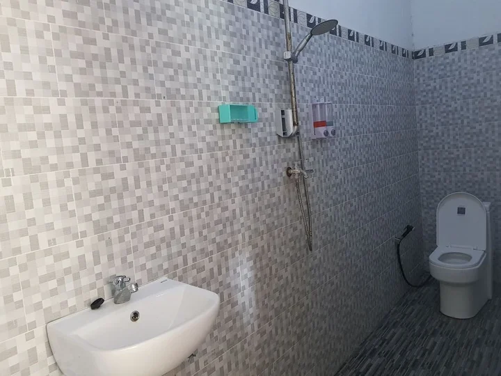 Лембонган-Айленд: Nunung Guest House