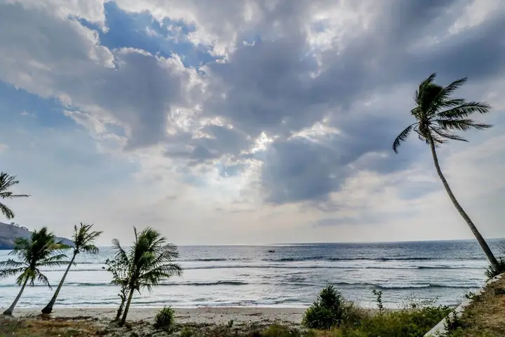 Royal Senggigi Hotel by OYO Rooms — фото 1
