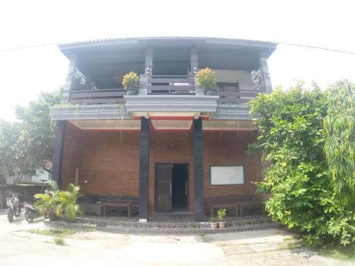 Джепара: Rabbit And Carrot House