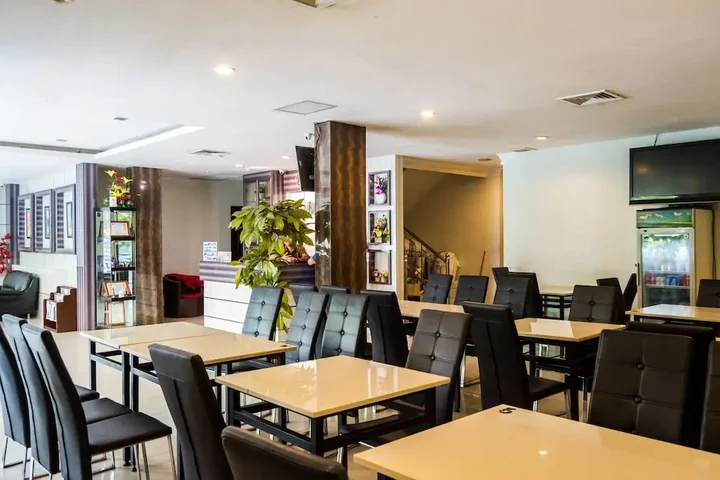 Батам: Capital O 664 Romance Hotel