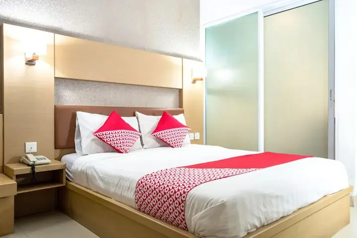 Батам: Capital O 664 Romance Hotel