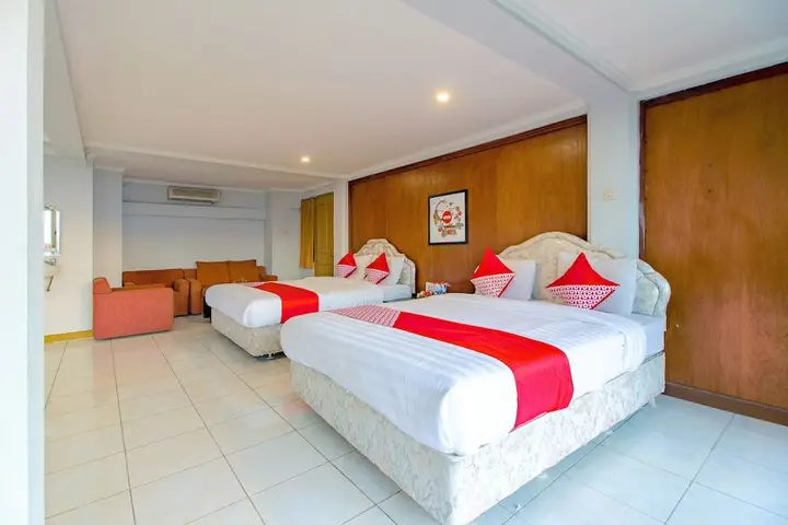 Bukit Indah Hotel & Restaurant by OYO Rooms — фото 3