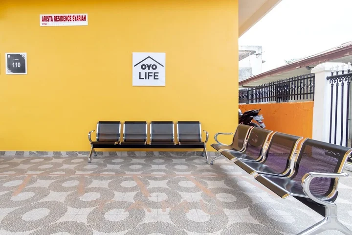 Медан: Arista Residence by OYO Rooms
