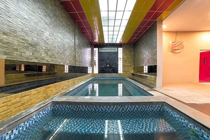 Медан: Glamour Hotel and Spa