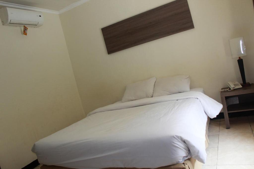 Блора: Mega Bintang Sweet Hotel 2