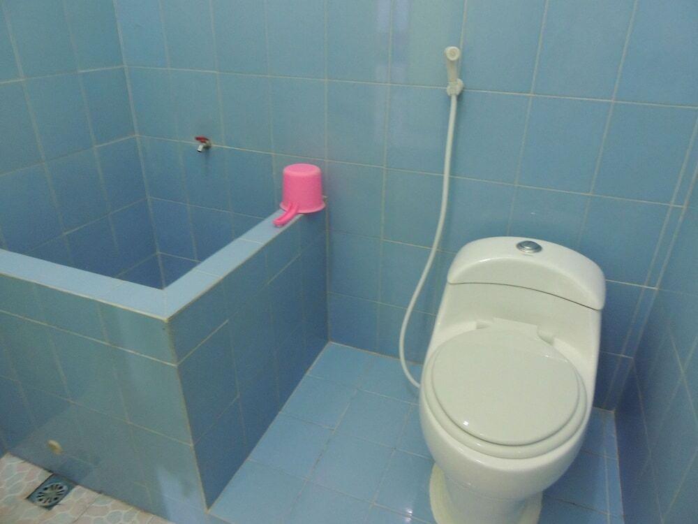 Кебумен: Avicenna 2 Guesthouse