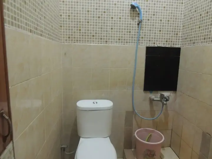 Кебумен: Ungu Nasional 2 Hotel