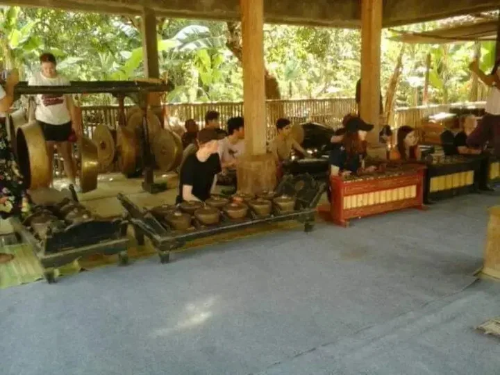 Батуретно: Narti Homestay