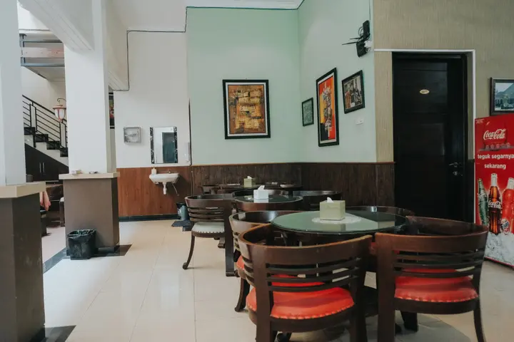 Маланг: Bandoeng Guest House by OYO